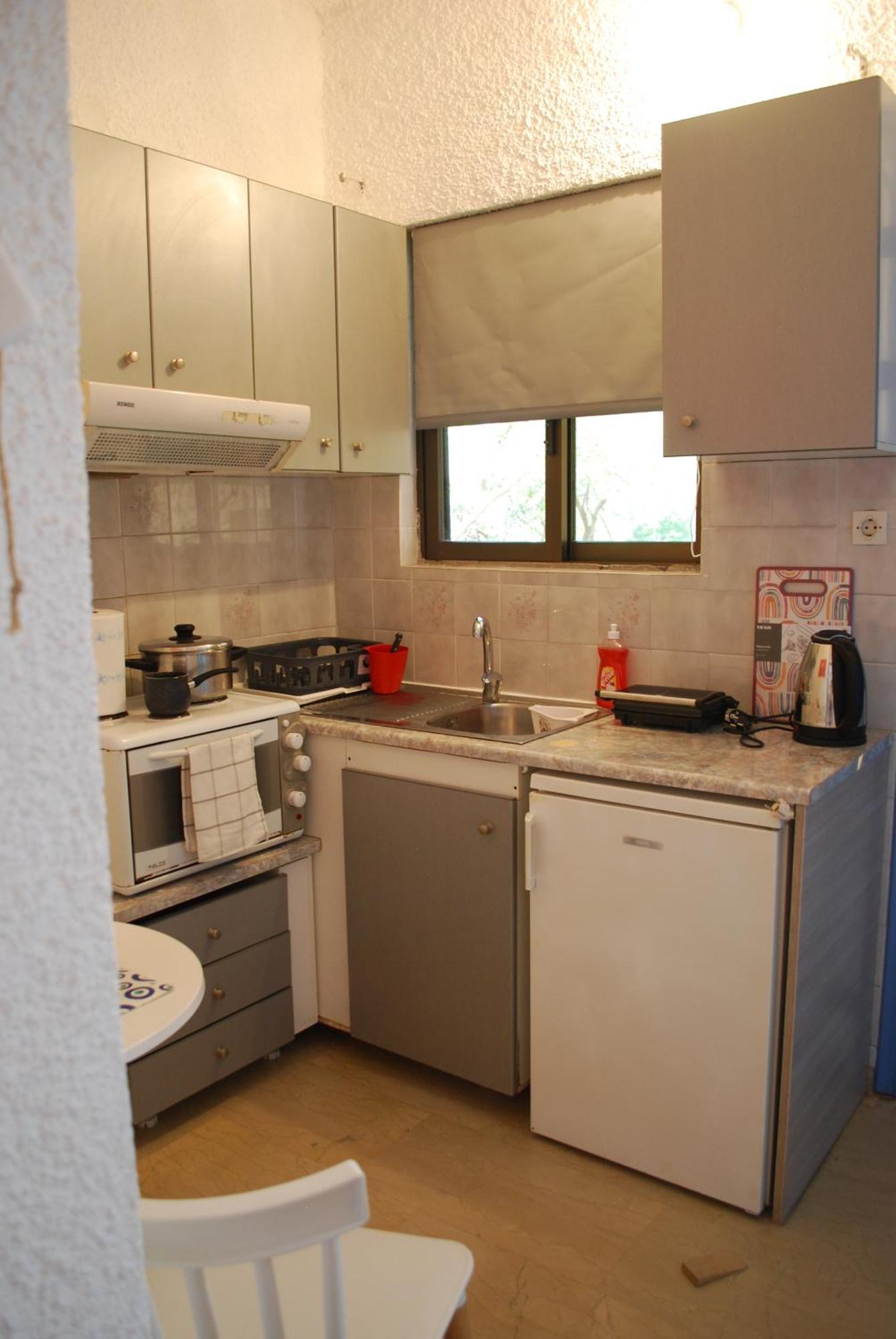 Sunset Rooms Agia Marina  المظهر الخارجي الصورة
