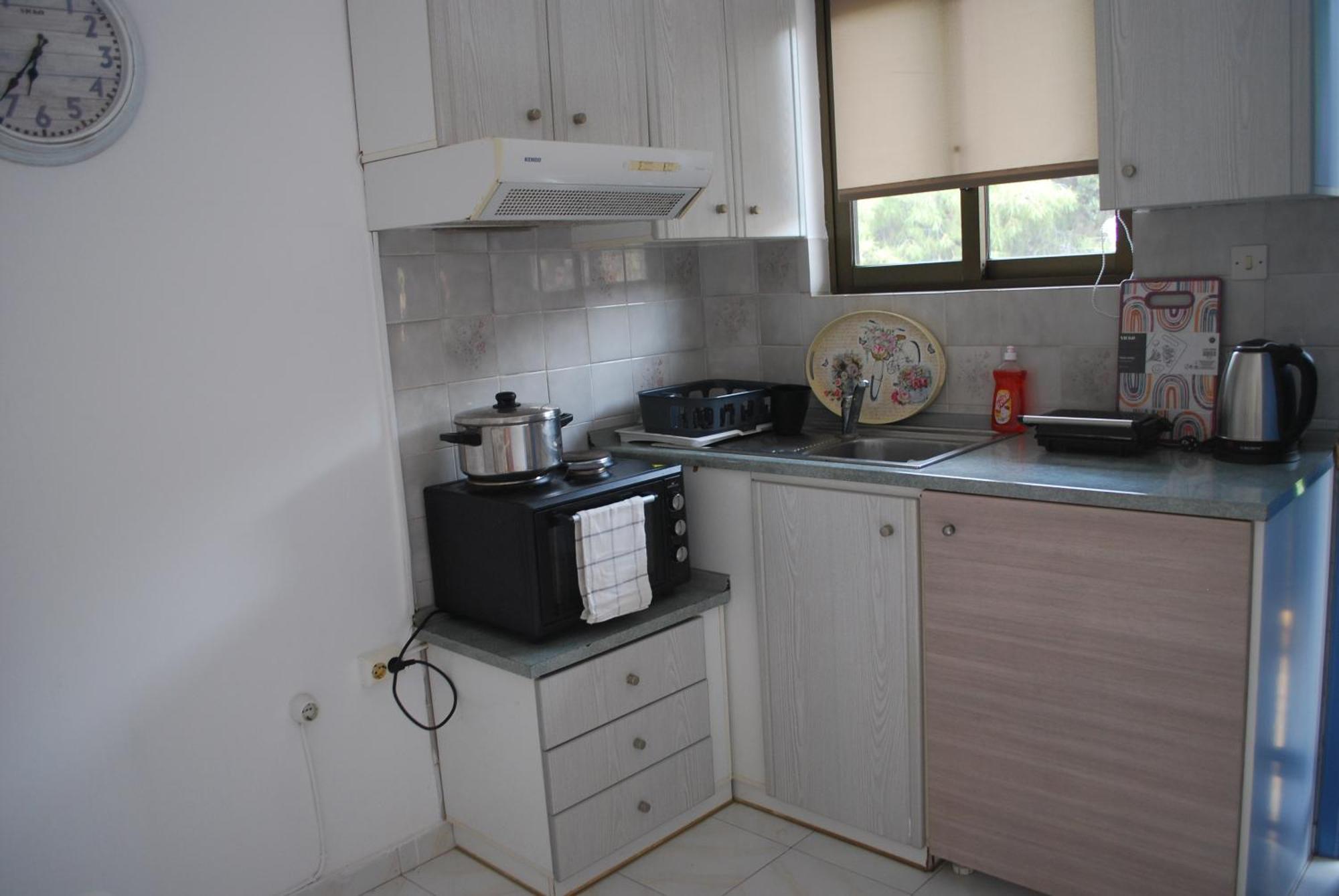 Sunset Rooms Agia Marina  المظهر الخارجي الصورة