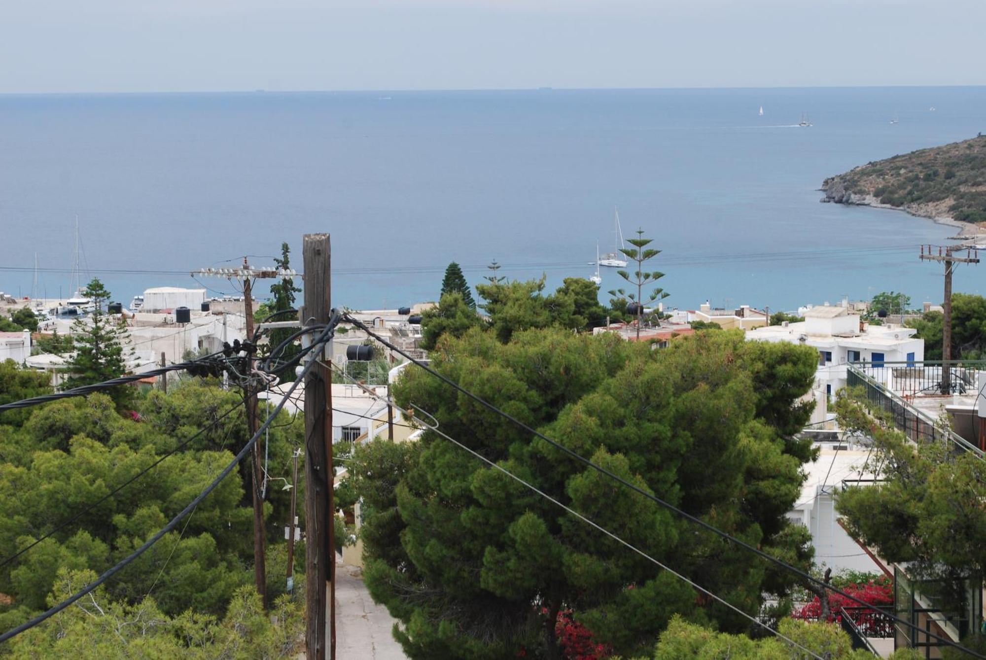 Sunset Rooms Agia Marina  المظهر الخارجي الصورة